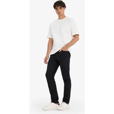 DeFacto Pedro Slim Fit Dar Kalıp Normal Bel Dar Paça Jean Pantolon
