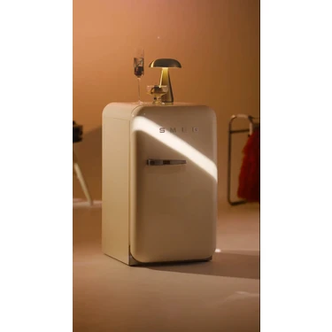 Smeg 50's Style  Retro Mini Krem Buzdolabı Krem Sağ