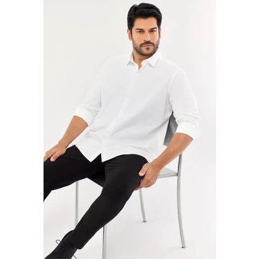 Altınyıldız Classics Erkek Beyaz Non-Iron Ütülemesi Kolay Terletmez Pamuklu Slim Fit Dar Kesim