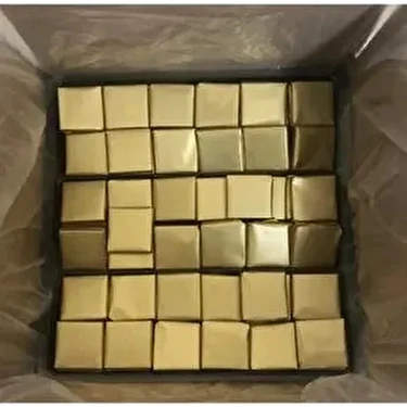 Gold Sütlü Madlen Çikolata 1 Kilogram Hediye İçin Şık Ambalajda