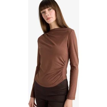 DeFacto Slim Fit Dar Kesim Kayık Yaka Uzun Kollu Bluz
