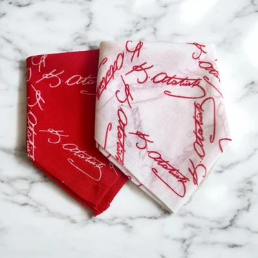 Atatürk Imzalı Kırmızı ve Beyaz 2'li Renk Unisex Cotton Bandana Fular 23 Nisan