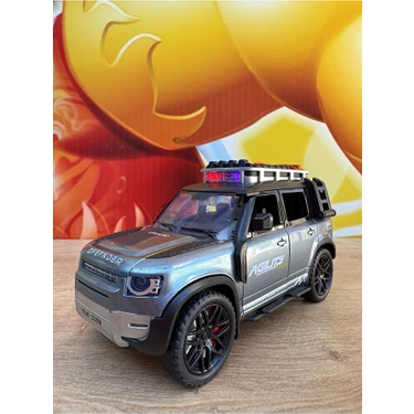 Scntoys Land Rover Defender Arazi Arabası Müzikli Işıklı Lüks Jeep 17CM Kırılmaz Land Rover