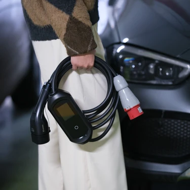 Yasomi 11 Kw Trifaze Taşınabilir Elektrikli Araç Şarj Cihazı (48 Ay