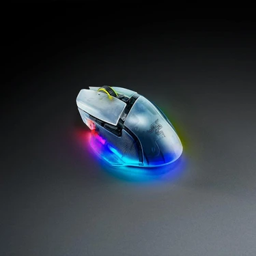 Razer Basilisk V3 Pro Phantom White Edition Focus Pro 35K Fiyatı