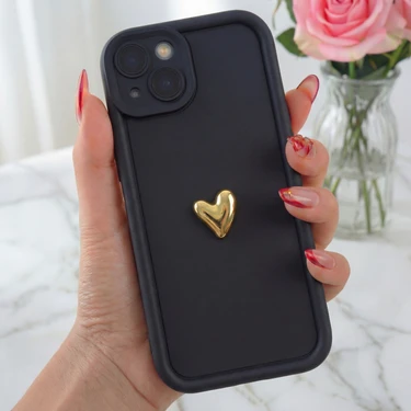Fibaks Apple iPhone 13 Kılıf 3D Kalp Tasarımlı Siyah Desenli Yumuşak Kamera Korumalı Silikon