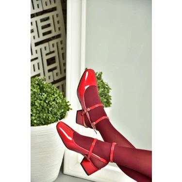 Fox Shoes P654137008 Kırmızı Mary Jane Rugan Alçak Topuklu Fiyatı