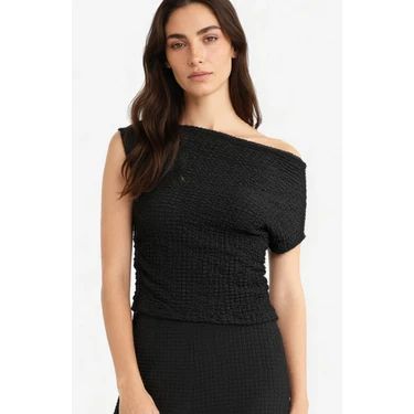 DeFacto Slim Fit Dar Kesim Tek Omuzlu Bürümcük Bluz