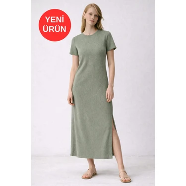 Kadın Bürümcük Kumaş Bisiklet Yaka Kısa Kollu Yırtmaçlı