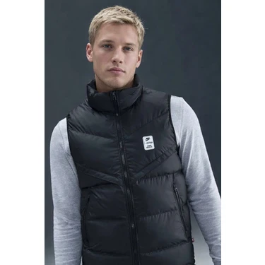 Nike Air Max Storm Fit Men's Windrunner Gi Black Waistcoat Spor Yelek
