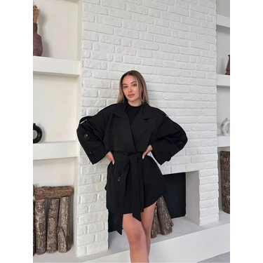 Vess Moda Kadın Siyah Kemer Detaylı Kısa Trençkot Kruvaze Yaka Regular Fit