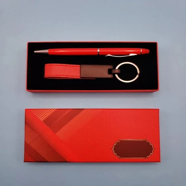 Uravas Store Kırmızı Deri Anahtarlık ve