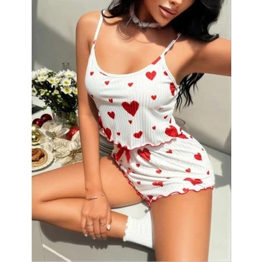 Herşey Trend Herşeytrend  Beyaz Üstüne Kırmızı Kalp Desenli Ince Askılı Şortlu Pijama