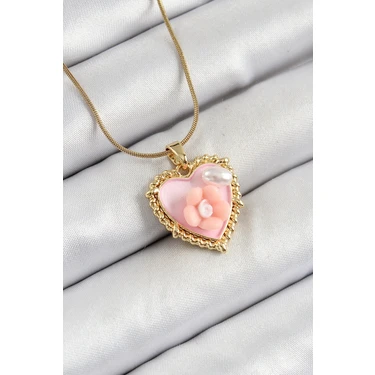 Uravas Store 316L Çelik Zincir Pembe Sanatsal Portre Inci Detaylı Papatya Figürlü Kalp Model Gold