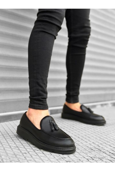 BA0005 Bağcıksız Yüksek Siyah Taban Klasik Cilt Deri Püsküllü Corcik Erkek Ayakkabı