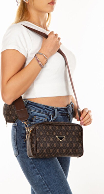 Adelina Bags Kadın Çapraz Askılı Desenli Suni Deri Çanta Seti 2 Adet Şık ve Ergonomik görsel 7