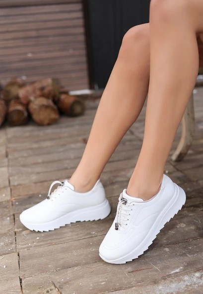 Romy Beyaz Cilt Bağcıklı Spor Ayakkabı görsel 2
