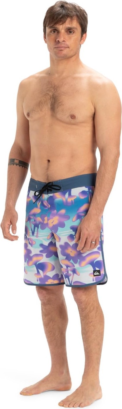 Die Grup Quiksilver Highline Scallop 19 Erkek Boardshort görsel 5
