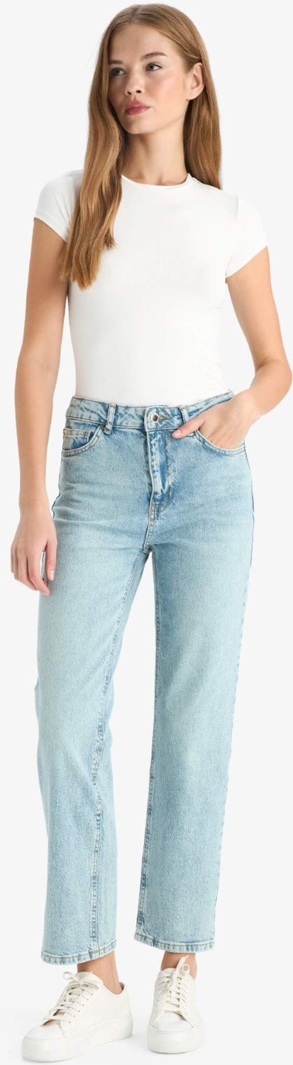 DeFacto Comfort Straight Normal Bel Bilek Boy Jean Yıkamalı Pantolon G2215AX25WN
