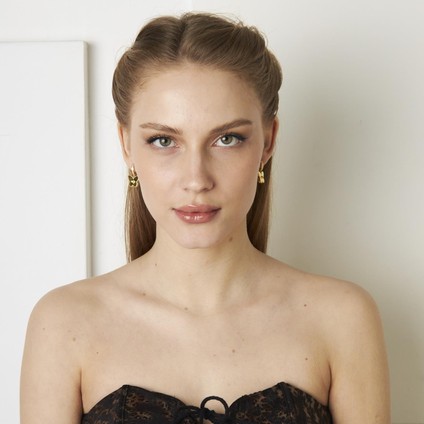 Tek Taş Kelebek Küpeleri fırsatları