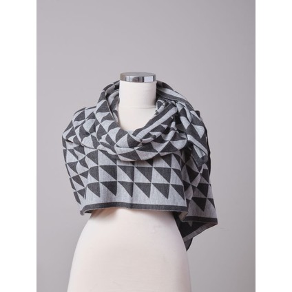 Üçgen Desenli Triko Örme Şal modelleri