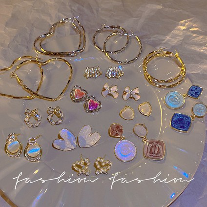 S925 Gümüş Iğne Retro Fransız Inci Küpeleri, Üst Düzey, Çok Yönlü, Basit ve Kişiselleştirilmiş Küpeler (Yurt Dışından) fiyatları