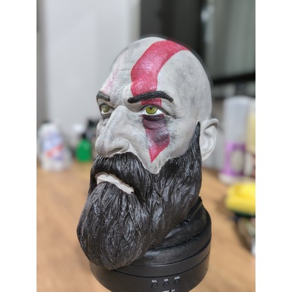 Kratos Figürü Dekoratif Obje & Kulaklık Standı – 3D Baskı El Yapımı