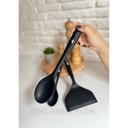 Yeninesilevim Silikon Mini ve Normal Kaşık Geniş Uçlu Köfte Spatulası Isıya Dayanıklı Yanmaz Yapışmaz Sert Uçlu modelleri