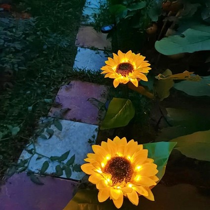2 Adet Ayçiçeği Şekilli Güneş Enerjili LED Işık, Kazıklı Bahçe Su Geçirmez Dekorasyon, Açık Avlu Çim Alanı Için Uygun (Yurt Dışından) indirimleri