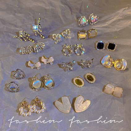 Hengshan S925 Gümüş Iğne Retro Fransız Inci Küpeleri, Üst Düzey, Çok Yönlü, Basit ve Kişiselleştirilmiş Küpeler (Yurt Dışından) fırsatları