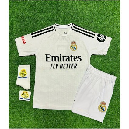 Real Madrid Ronaldo 2018 Beyaz Takım Çocuk Alt-Üst Takım T-Shrt +Şort+Çorap+Bileklik