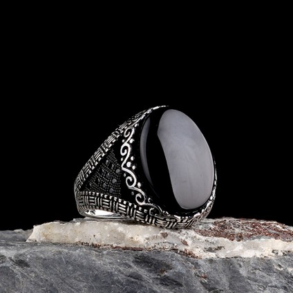 925 Ayar Gümüş Onix Taşlı Oval Model Erkek Yüzük