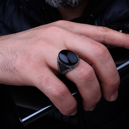 925 Ayar Gümüş Onix Taşlı Oval Model Erkek Yüzük fırsatları