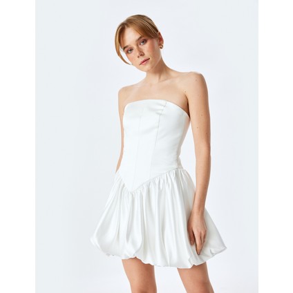 Straplez Yaka Kolsuz Slim Fit Mini Balon Elbise
