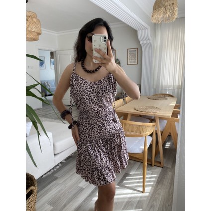 Kadın Askılı V Yaka Beli Pileli Leopar Desen Eteği Fırfırlı Süprem Elbise fırsatları