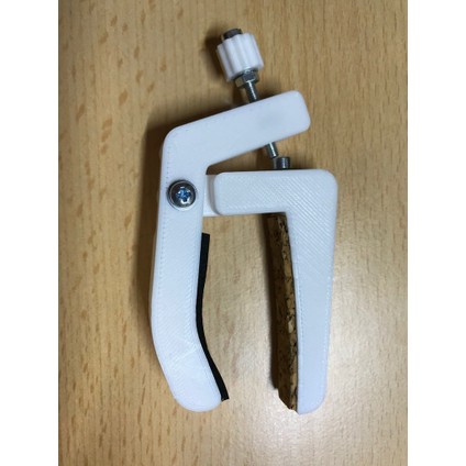 Baharsız Gitar Capo (Plastik Aparattır!!!) 3D modelleri