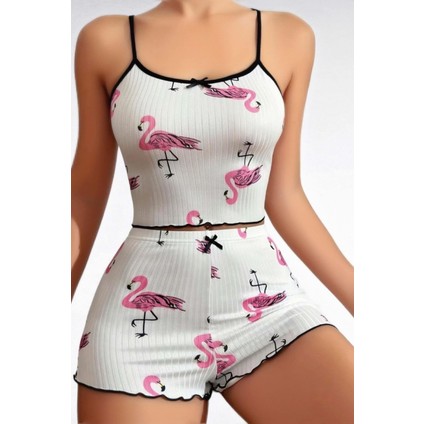 Pamuklu Beyaz Üstüne Pelikan Desen Fitilli Askılı Şortlu Pijama Takımı fiyatları