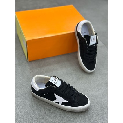 Golden On Kalsik Spor Ayakkabı