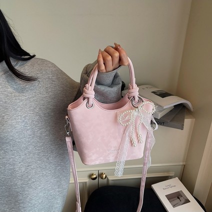 Yeni Moda ve Çok Yönlü Çapraz Çanta, Süper Popüler Taşınabilir Kova Çanta, Küçük Çanta (Yurt Dışından) fiyatları