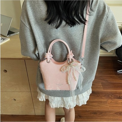 Yeni Moda ve Çok Yönlü Çapraz Çanta, Süper Popüler Taşınabilir Kova Çanta, Küçük Çanta (Yurt Dışından) modelleri