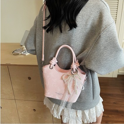 Yeni Moda ve Çok Yönlü Çapraz Çanta, Süper Popüler Taşınabilir Kova Çanta, Küçük Çanta (Yurt Dışından) fırsatları