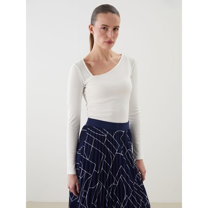 Yeni Sezon Asimetrik Yaka Kadın Tişört