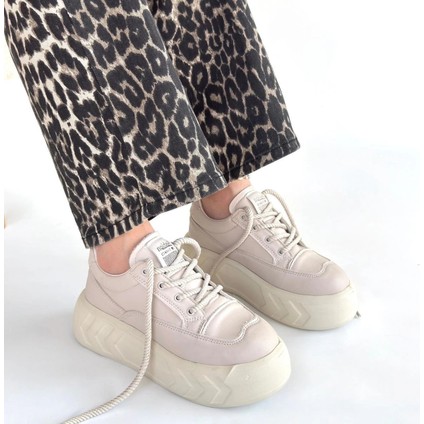 Emwa Bej Cilt Bağcıklı Spor Ayakkabı fırsatları