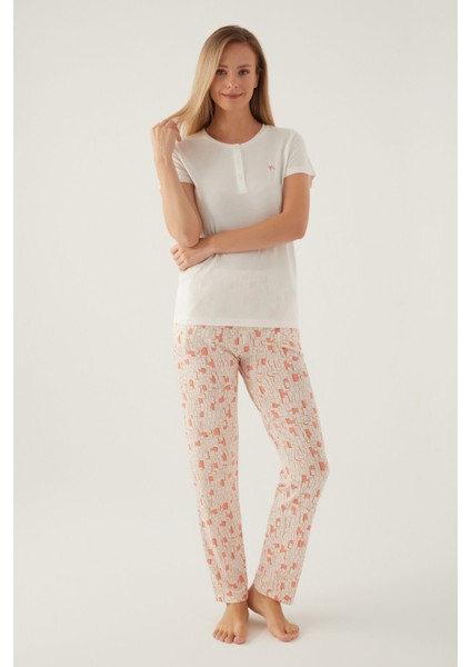 Buttoned Krem Kadın Kısa Kol Pijama Takımı fiyatları