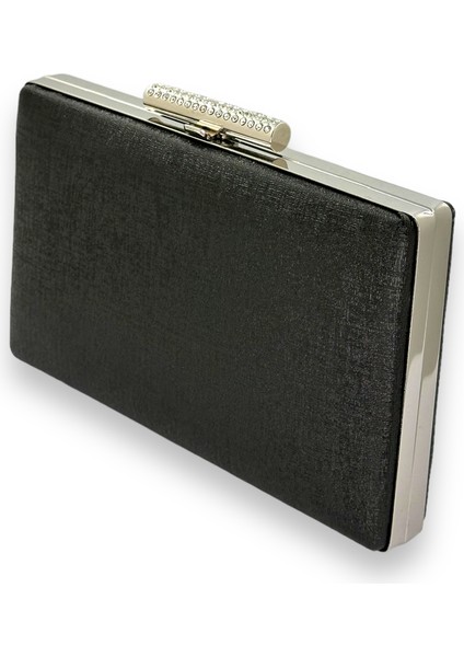 Siyah Renk Çizilmez Derili Metal Kasalı Zincirli Bayan Abiye Çanta Gece Çantası Düğün Nişan Kına Gelin Party Çantası Mezuniyet Portföy Clutch fiyatları