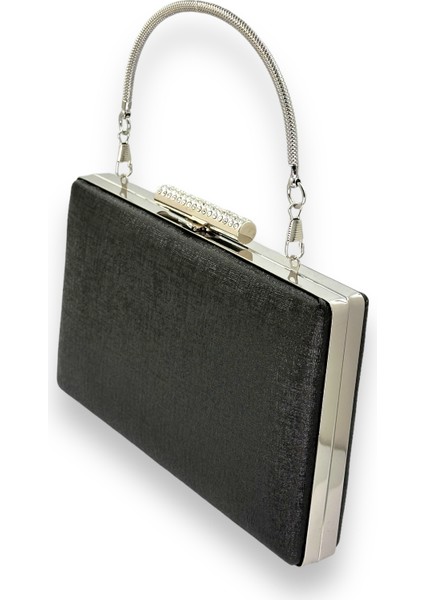Siyah Renk Çizilmez Derili Metal Kasalı Zincirli Bayan Abiye Çanta Gece Çantası Düğün Nişan Kına Gelin Party Çantası Mezuniyet Portföy Clutch fiyatları