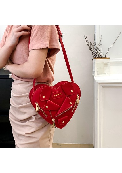 Kadın Omuz Çantası Ceket Tarzı Crossbody Çanta Kalp Şekli Omuz Çantası (Yurt Dışından) fiyatları
