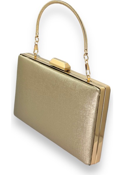 Altın Gold Dore Renk Çizilmez Derili Metal Kasalı Zincirli Bayan Abiye Çanta Gece Çantası Düğün Nişan Kına Gelin Party Çantası Mezuniyet Portföy Clutch fiyatları