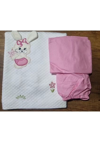 %100 Pamuk Mavi Tavşan Desenli Bebek Pike Takımı