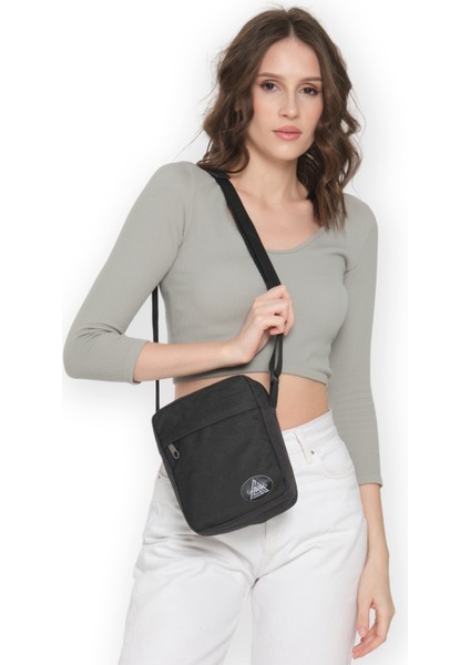 Geniş Ön Cepli Unisex Free Bag Omuz Askılı Çanta Çapraz Askılı Çanta